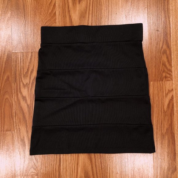 Dresses & Skirts - Black Mini Skirt